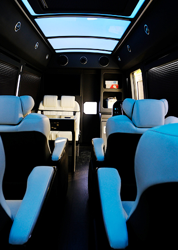 Toyota Coaster (7)